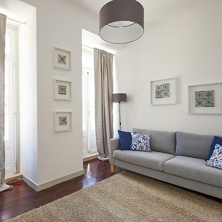 Love Inn Bairro Alto Lisbon Luaran gambar