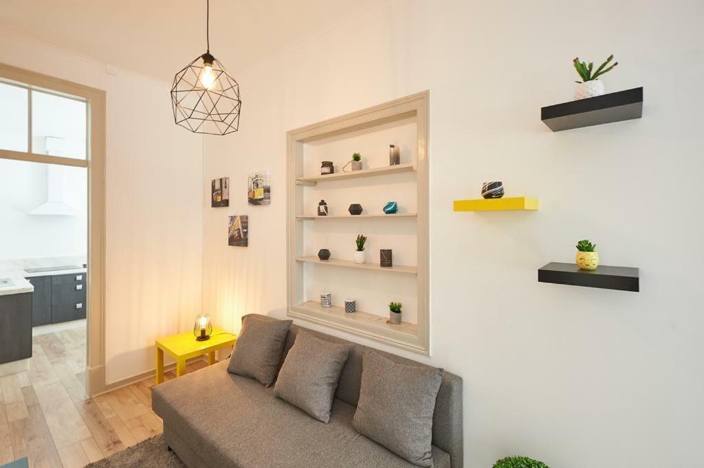 Love Inn Bairro Alto Lisbon Luaran gambar