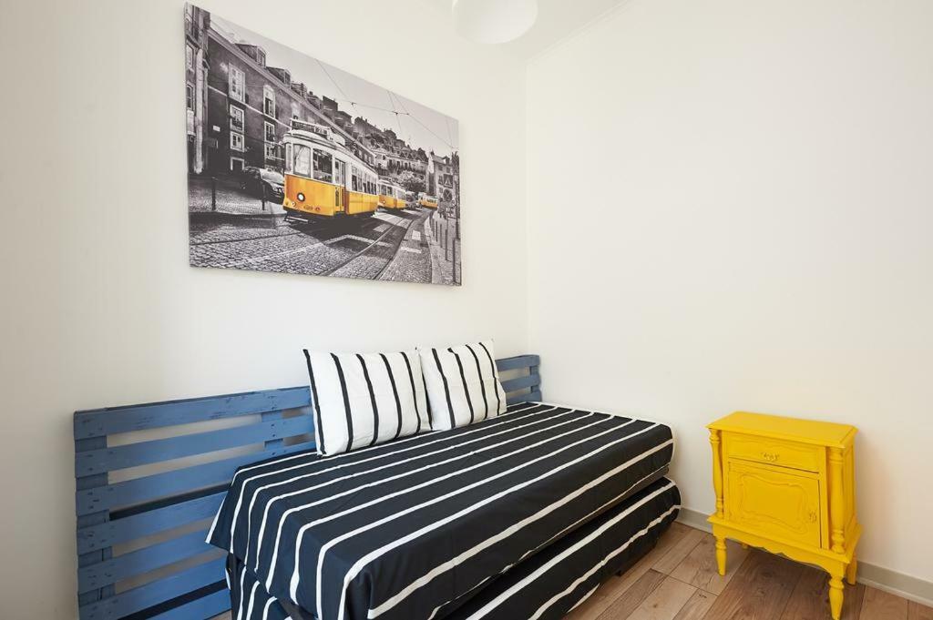 Love Inn Bairro Alto Lisbon Luaran gambar